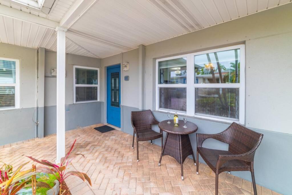 102-Tiny Treasure-Waterfront With Heated Pool Apartment St. Pete Beach Luaran gambar