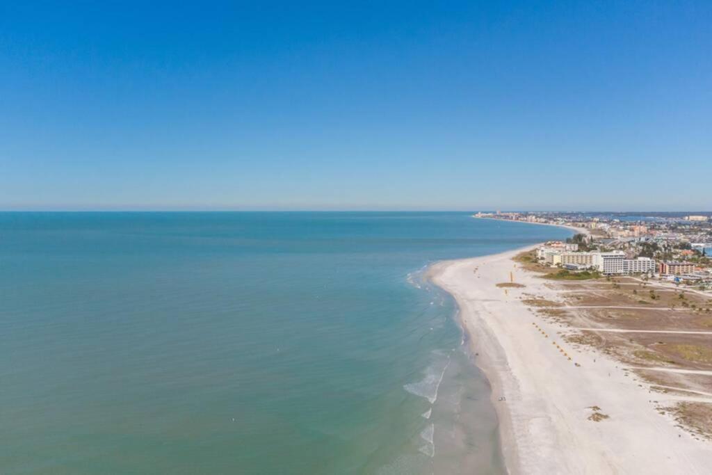 102-Tiny Treasure-Waterfront With Heated Pool Apartment St. Pete Beach Luaran gambar