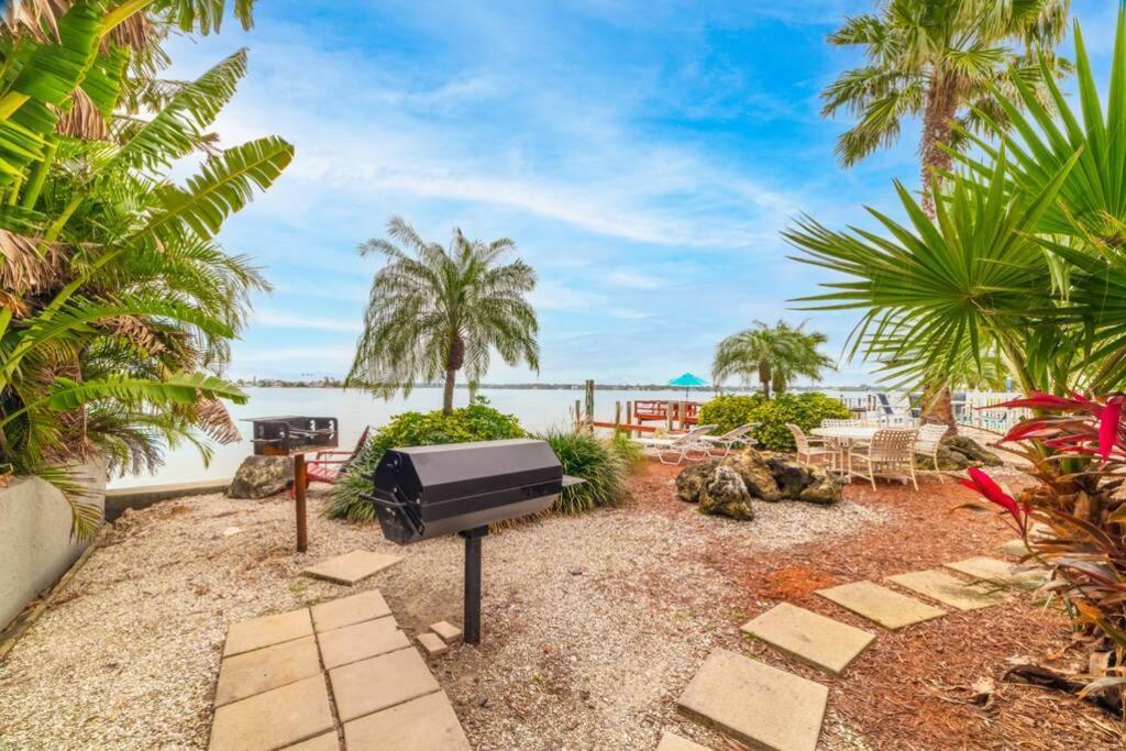 102-Tiny Treasure-Waterfront With Heated Pool Apartment St. Pete Beach Luaran gambar