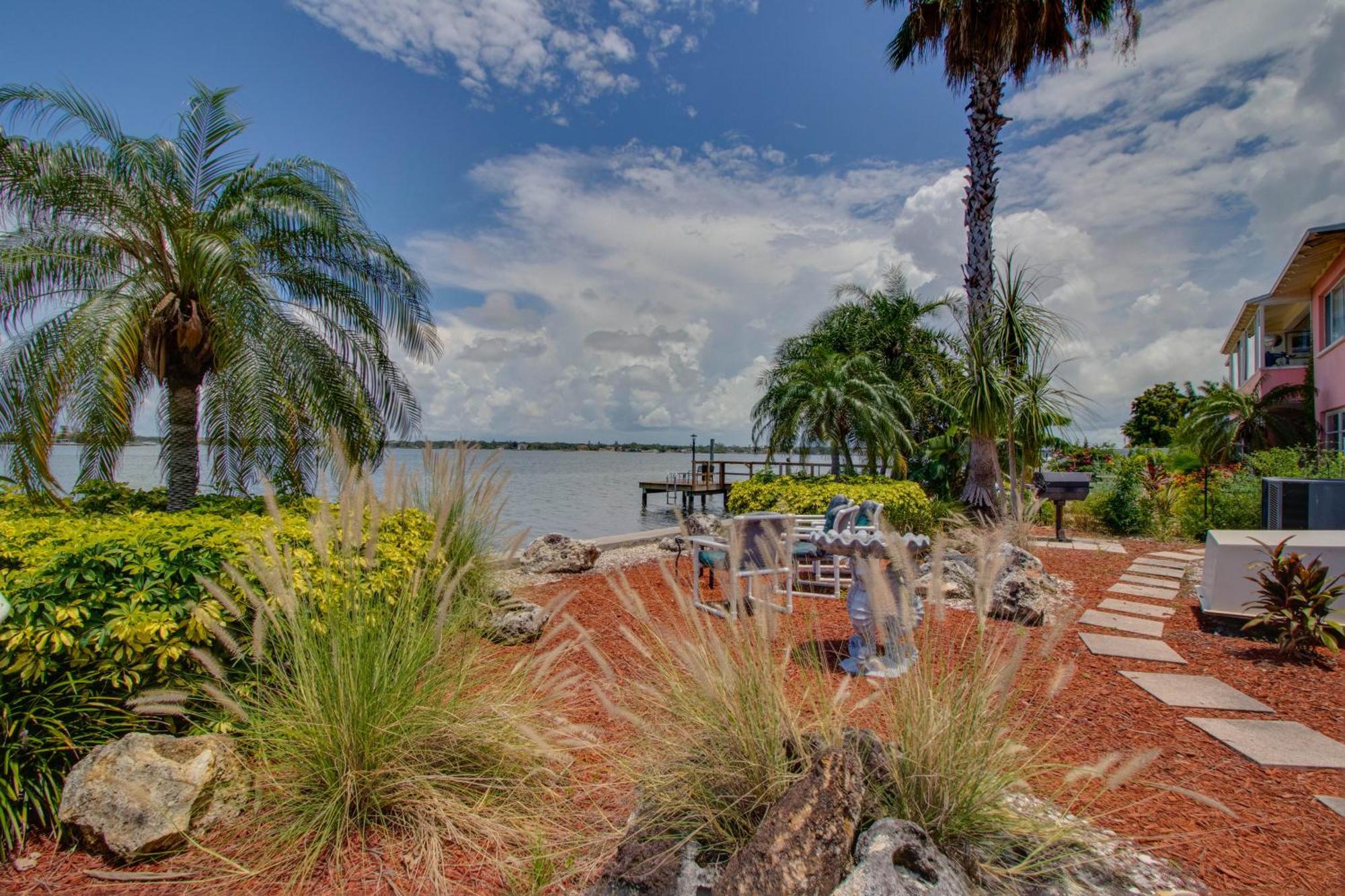 102-Tiny Treasure-Waterfront With Heated Pool Apartment St. Pete Beach Luaran gambar
